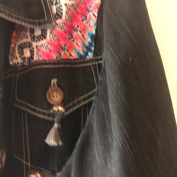 Jean jacket - Picture 4 of 11